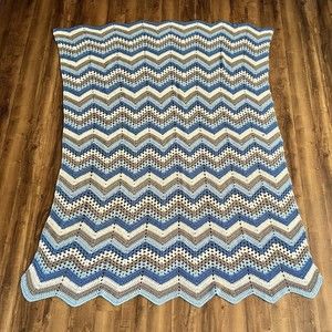 Crochet Handmade Zig Zag Chevron Blue, Grey & White Afghan Blanket Throw 55x78